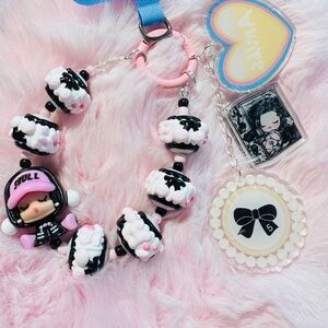 Buy 3 get 1 free💛💙💜Cute Skullpanda Beaded Keychain